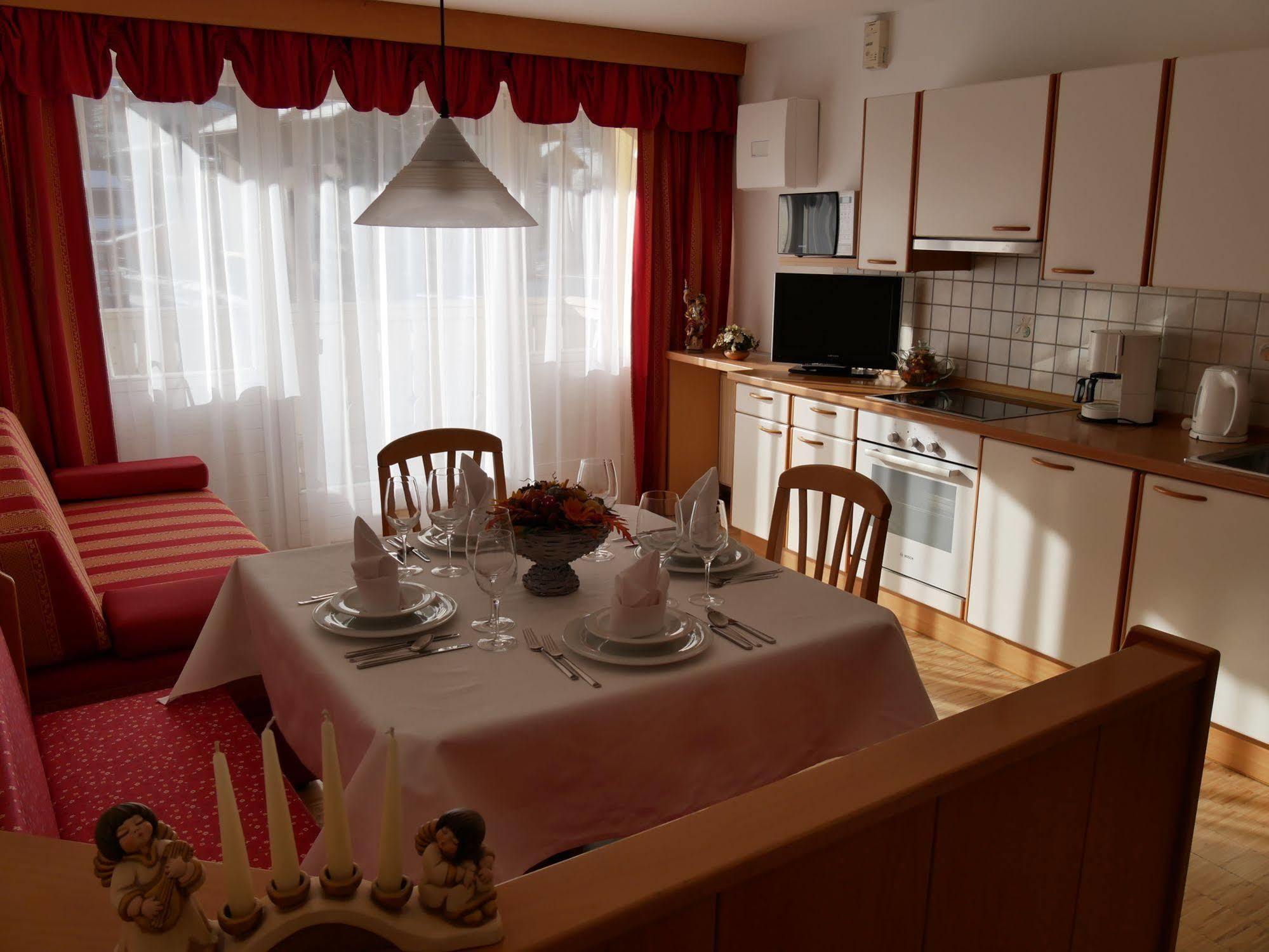 Appartmenthotel Residence Elvis Ortisei Eksteriør bilde