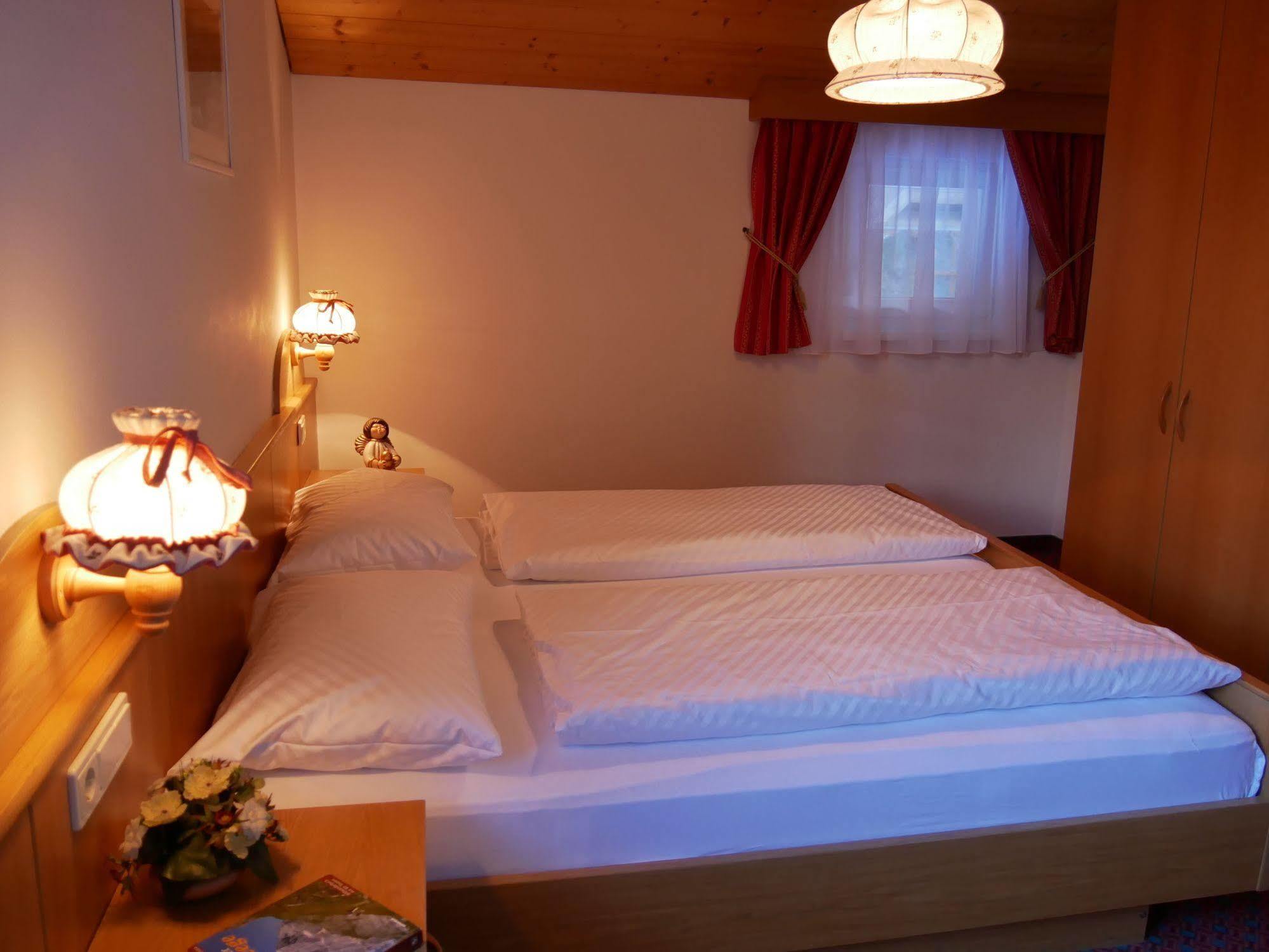 Appartmenthotel Residence Elvis Ortisei Eksteriør bilde